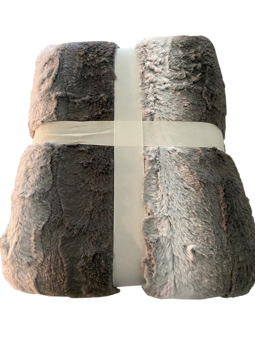 Plush Faux Fur Throw Blanket - Gray Zephyr